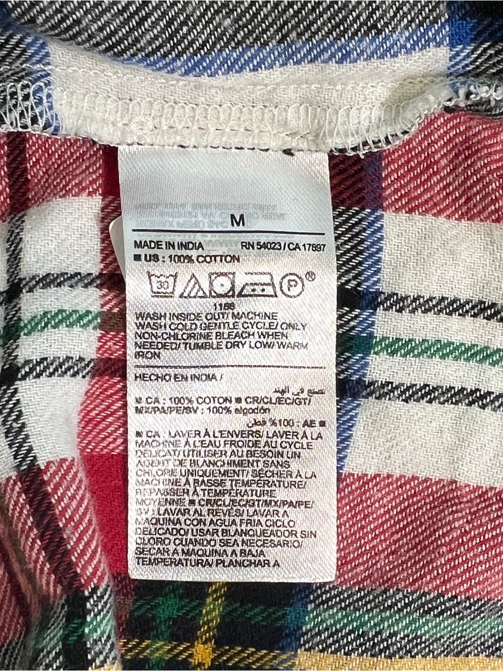 Old Navy Women’s Plaid Button-Up Shirt Size M Flannel Shirt Fall Winter Cozy - Picture 6 of 6